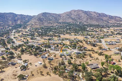 20916 Ridgeway Dr, Tehachapi, CA 93561 photo 35