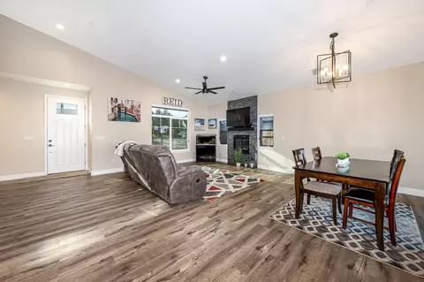 20916 Ridgeway Dr, Tehachapi, CA 93561 photo 8