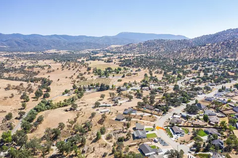 20916 Ridgeway Dr, Tehachapi, CA 93561 photo 39