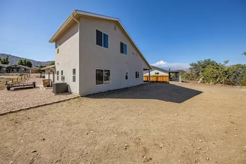 20916 Ridgeway Dr, Tehachapi, CA 93561 photo 23
