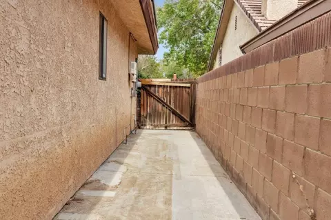 44843 Lorimer Ave, Lancaster, CA 93534 photo 17