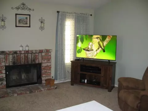 44514 Tarragon Dr, Lancaster, CA 93536 photo 5