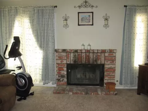 44514 Tarragon Dr, Lancaster, CA 93536 photo 6