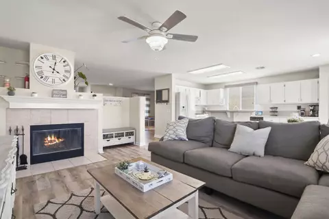 6139 Treehaven Ct, Lancaster, CA 93536 photo 12