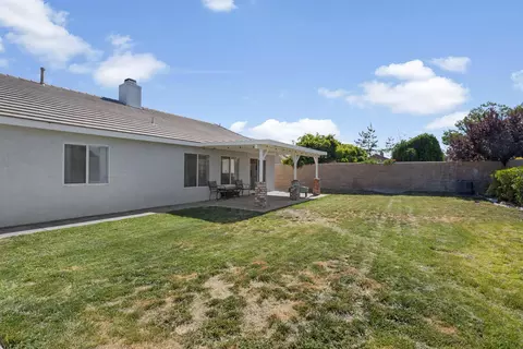 6139 Treehaven Ct, Lancaster, CA 93536 photo 25