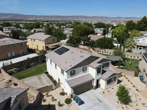 44123 Chaparral Dr, Lancaster, CA 93536 photo 5