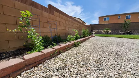 44123 Chaparral Dr, Lancaster, CA 93536 photo 46
