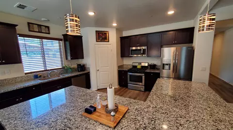 44123 Chaparral Dr, Lancaster, CA 93536 photo 18