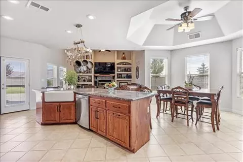 505 Jasmine Ct, Tehachapi, CA 93561 photo 19