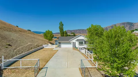 19800 Pine Ridge Dr, Tehachapi, CA 93561 photo 36