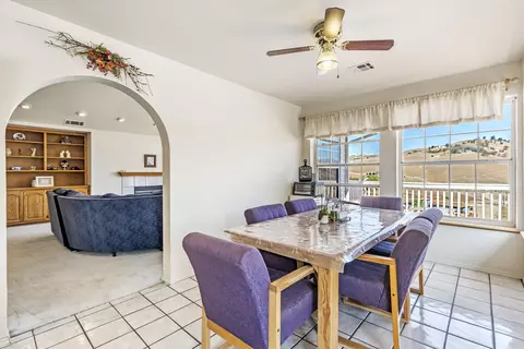 19800 Pine Ridge Dr, Tehachapi, CA 93561 photo 9