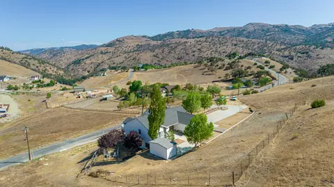 19800 Pine Ridge Dr, Tehachapi, CA 93561 photo 41