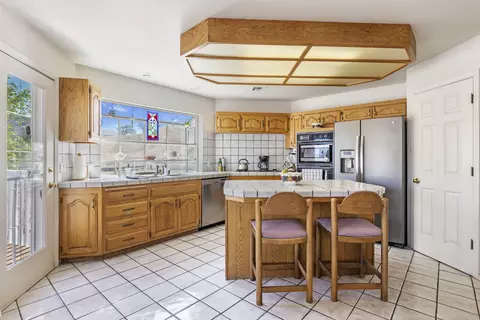 19800 Pine Ridge Dr, Tehachapi, CA 93561 photo 8