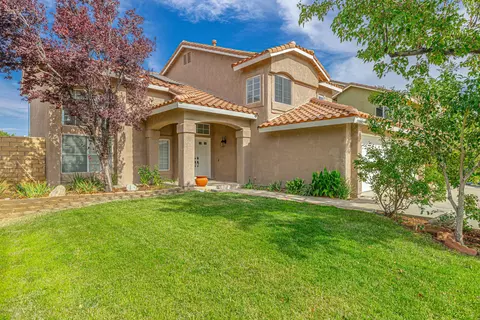 39802 Gorham Ln, Palmdale, CA 93551 photo 2