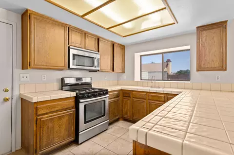 4145 Adobe Dr, Palmdale, CA 93552 photo 7