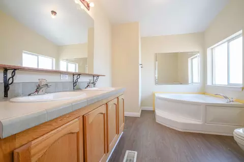 25744 La Petite Ave, Lancaster, CA 93536 photo 13