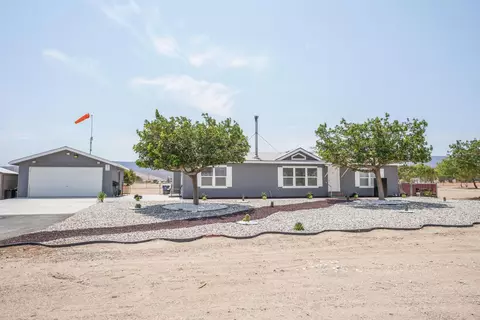 25744 La Petite Ave, Lancaster, CA 93536 photo 4