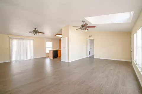 25744 La Petite Ave, Lancaster, CA 93536 photo 27