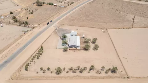 25744 La Petite Ave, Lancaster, CA 93536 photo 31