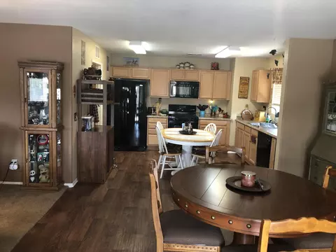 43110 33rd St, Lancaster, CA 93535 photo 6
