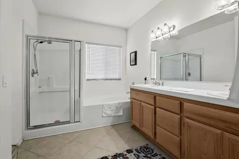 42914 Fairlee Dr, Lancaster, CA 93536 photo 22