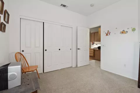 42914 Fairlee Dr, Lancaster, CA 93536 photo 12