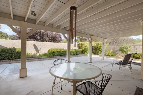 42914 Fairlee Dr, Lancaster, CA 93536 photo 24