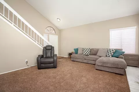 45038 Sancroft Ave, Lancaster, CA 93535 photo 6
