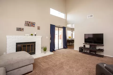 45038 Sancroft Ave, Lancaster, CA 93535 photo 5