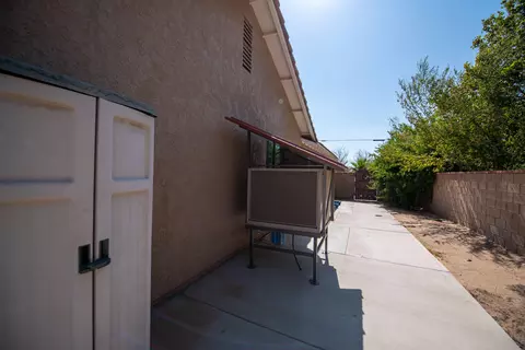 43122 41st St, Lancaster, CA 93536 photo 42