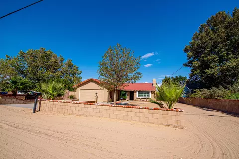 43122 41st St, Lancaster, CA 93536 photo 4
