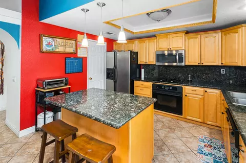 4333 Avenue Q14 E, Palmdale, CA 93552 photo 9