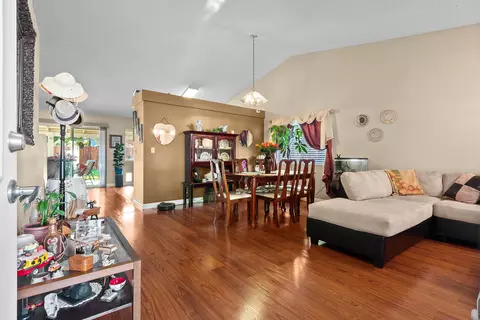 43803 Tranquility Ct, Lancaster, CA 93535 photo 3