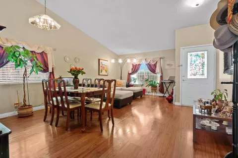43803 Tranquility Ct, Lancaster, CA 93535 photo 4