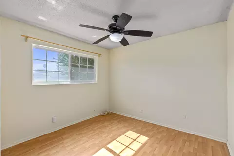 45335 Lorimer Ave, Lancaster, CA 93534 photo 15