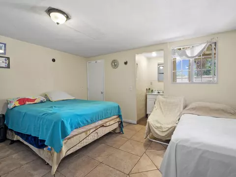 1229 Avenue R-5 E, Palmdale, CA 93550 photo 14