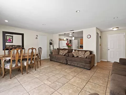 1229 Avenue R-5 E, Palmdale, CA 93550 photo 8