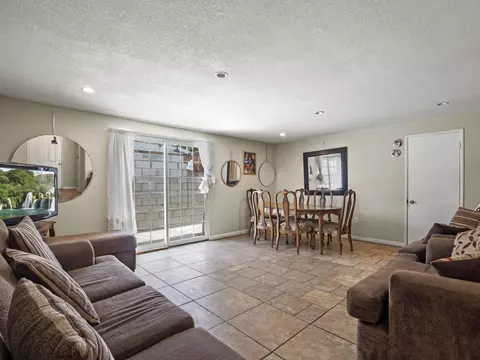 1229 Avenue R-5 E, Palmdale, CA 93550 photo 10