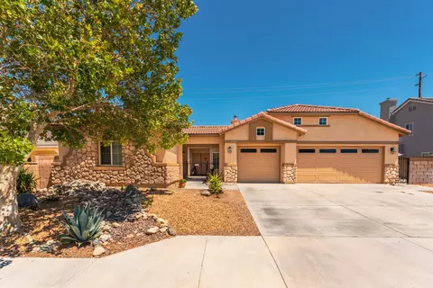 42906 Fairlee Dr, Lancaster, CA 93536 photo 1
