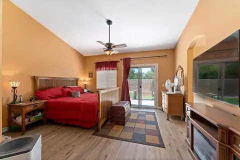 42906 Fairlee Dr, Lancaster, CA 93536 photo 19