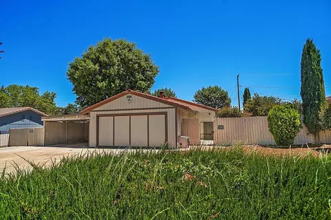 21200 Santa Barbara Dr, Tehachapi, CA 93561 photo 4