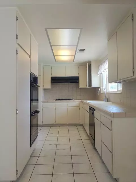 42956 Chicory Ave, Lancaster, CA 93534 photo 5