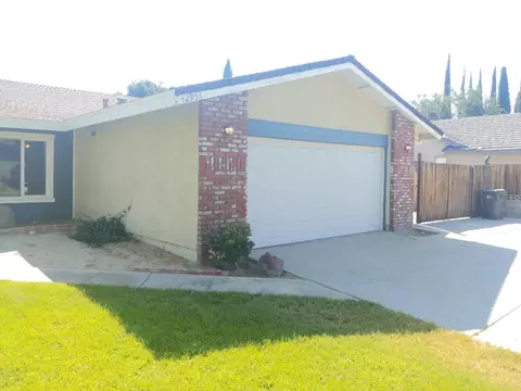 42956 Chicory Ave, Lancaster, CA 93534 photo 3