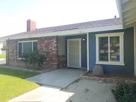 42956 Chicory Ave, Lancaster, CA 93534 photo 2