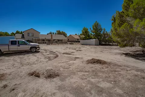 35935 48th St E, Palmdale, CA 93552 photo 39