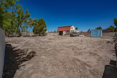 35935 48th St E, Palmdale, CA 93552 photo 40