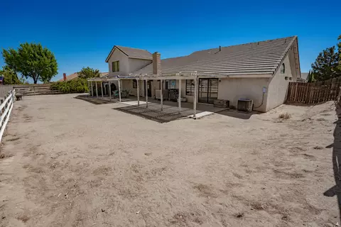 35935 48th St E, Palmdale, CA 93552 photo 35