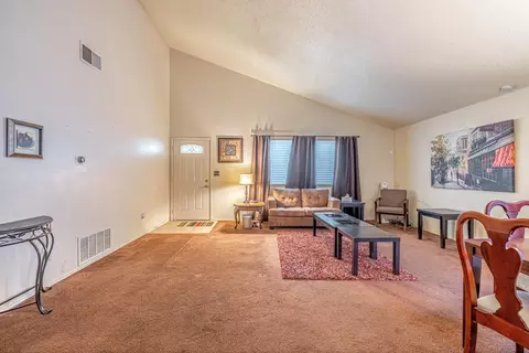 44737 Christie Ave, Lancaster, CA 93535 photo 7