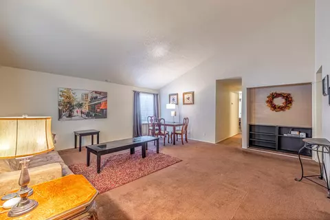 44737 Christie Ave, Lancaster, CA 93535 photo 4