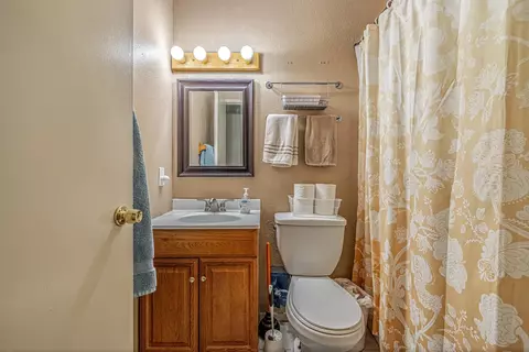 44737 Christie Ave, Lancaster, CA 93535 photo 8